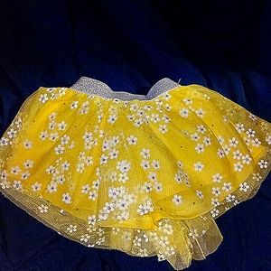 Peppa pig skirt and shirt for a baby/girl